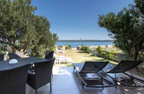 Dobropoljana Apartment | Amazing apartment in Dobropoljana