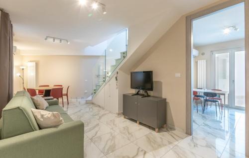 Boscoreale Apartment | Amazing Apartment In Boscoreale