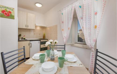 Gabonjin Apartment | Amazing Apartment In Gabonjin With Kitchen