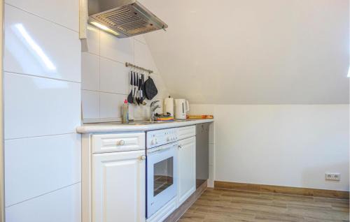 Loxstedt Apartment | Amazing Apartment In Loxstedt With Wifi