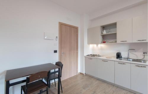 Moscufo Apartment | Amazing Apartment In Moscufo With Wifi