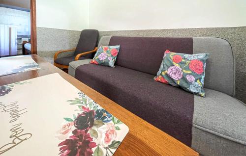 Barczewo Apartment | Amazing Apartment In Tumiany With Wifi