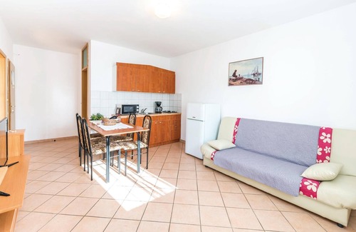 Vidalici Apartment | Amazing apartment in Vidalici with WiFi