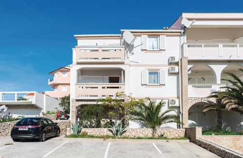 Vidalici Apartment | Amazing apartment in Vidalici with WiFi