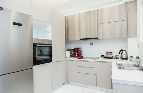 Korydallos Apartment | Amazing Apartment next to Koridallos Metro Station
