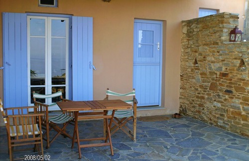 Tinos Town House | Amazing beach house with courtyard