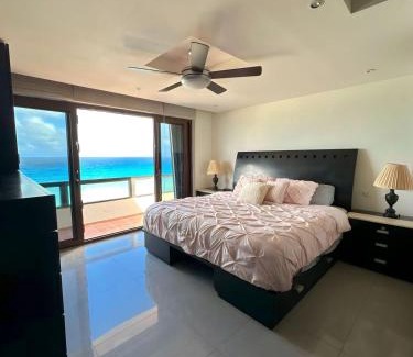 Zona Hotelera Apartment | Amazing beachfront apartment