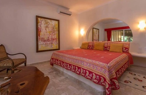 Chunhuhub Villa | Amazing Beachfront Villa