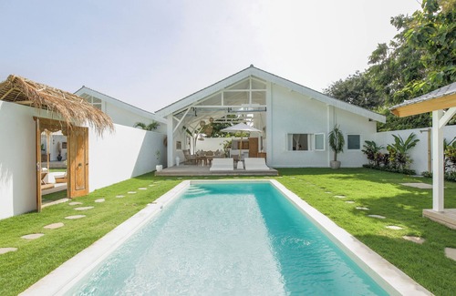 Pecatu Villa | Amazing Bingin Beach Elegantly Tropical 3Bdr/3Bath Private Villa
