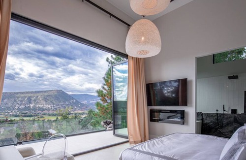Durango House | Amazing Brand New Luxury Home - Pool, Hot tub, Views - 30+ day