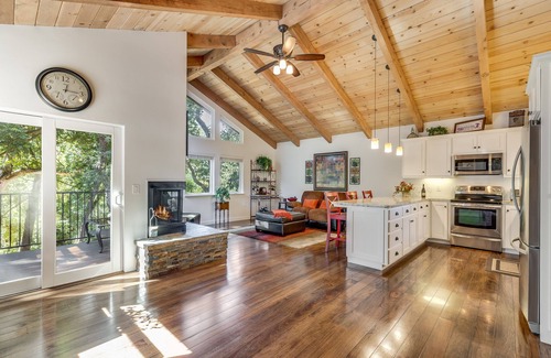 Morgan Hill Cottage | Amazing Country Setting at Cottage Creek Vineyards!