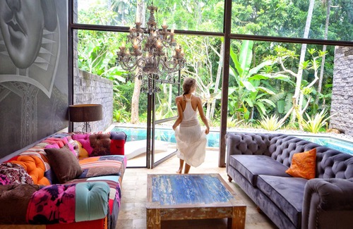Pejeng Kawan Villa | Amazing Designer Villa With Private Pool