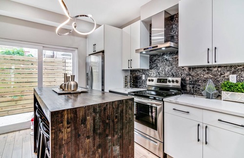 South Philadelphia House | Amazing Duplex w/2x Roofdeck - 8BR/6BR