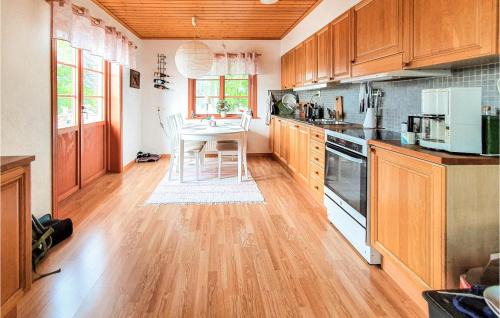 Orkelljunga House | Amazing Home In Örkelljunga With Sauna
