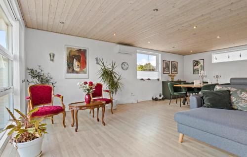 Aars House | Amazing Home In Aars With Wifi