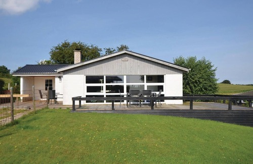 Broager House | Amazing home in Broager with WiFi