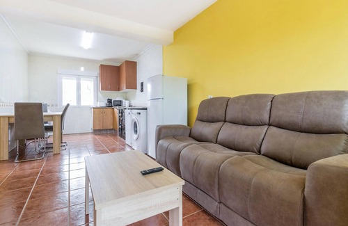Sandiche House | Amazing home in Candamo with kitchen