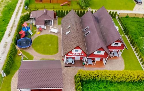 Chlopy House | Amazing Home In Chlopy With Wifi