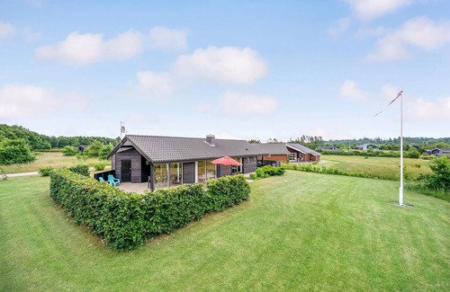 Krejbjerg House | Amazing home in Ejstrupholm with sauna