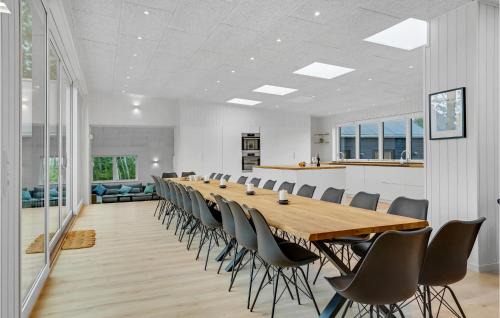 Ordrup House | Amazing Home In Fårevejle With Sauna