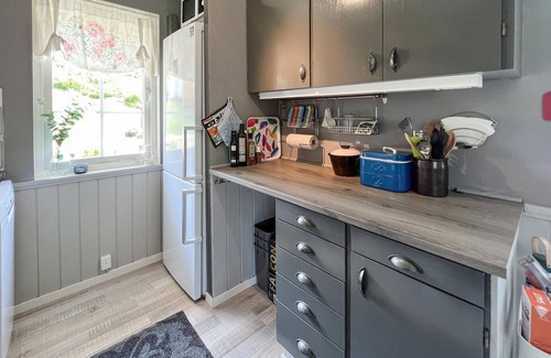 Fargelanda House | Amazing home in Färgelanda with WiFi