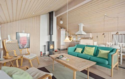 Lild Strand House | Amazing Home In Frøstrup With Sauna