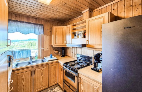 Meland House | Amazing home in Frekhaug