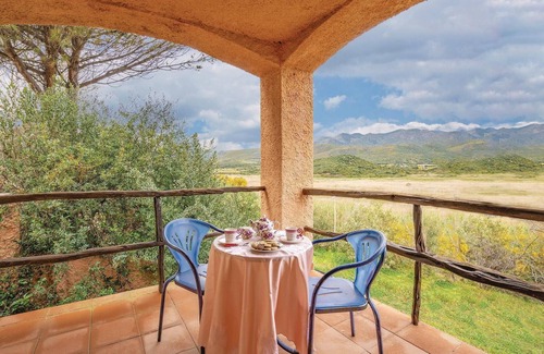 Porto Paglia House | Amazing home in Gonnesa CI with WiFi