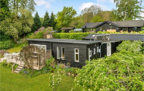Hornslet House | Amazing Home In Hornslet With Kitchen