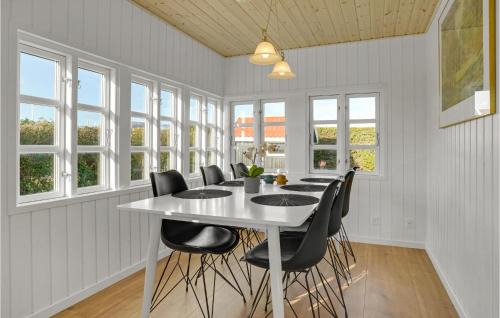 Juelsminde House | Amazing Home In Juelsminde With Wifi