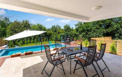 Mucici House | Amazing Home In Jurdani