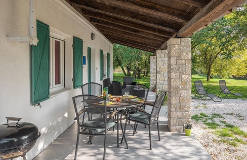 Brajkovici House | Amazing home in Kanfanar with kitchen
