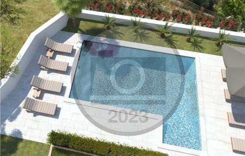 Kastel Kambelovac House | Amazing Home In Kastel Kambelovac