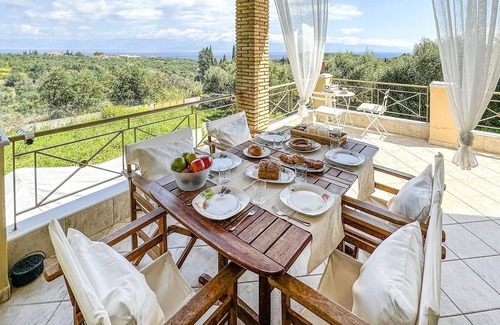 Pylos-Nestoras House | Amazing home in Koroni with WiFi