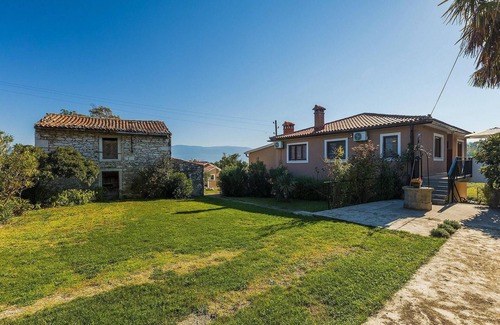 Krsan House | Amazing home in Krsan