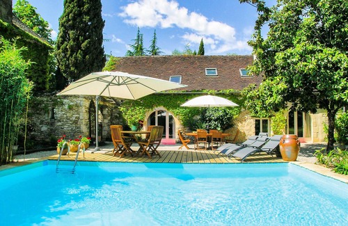 Les Farges House | Amazing home in Les Farges