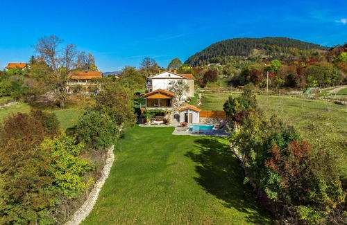 Klana House | Amazing home in Lisac with WiFi