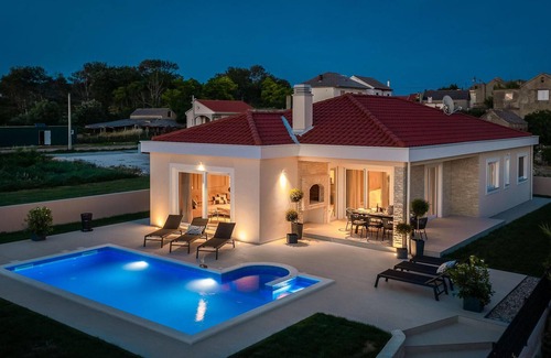 Ljubac House | Amazing home in Ljubac with WiFi