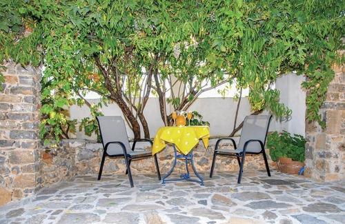 Malaxa House | Amazing home in Malaxa, Chania