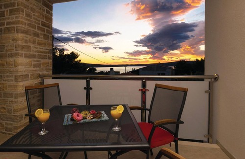 Novigrad House | Amazing home in Novigrad with sauna