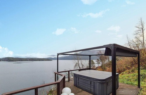 Hardangerfjord House | Amazing home in Omastrand with WiFi