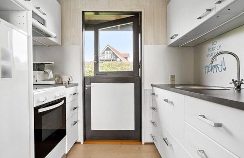 Ronbjerg House | Amazing home in øster assels with WiFi