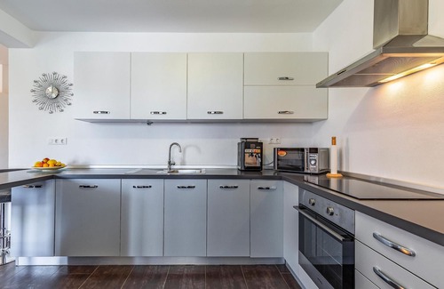 Sikici House | Amazing home in Pula with WiFi