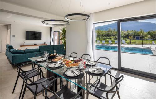 Sinj House | Amazing Home In Radosic