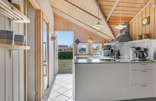 Spodsbjerg House | Amazing home in Rudkøbing with sauna