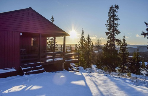 Sjusjoen House | Amazing home in Sjusjøen with sauna