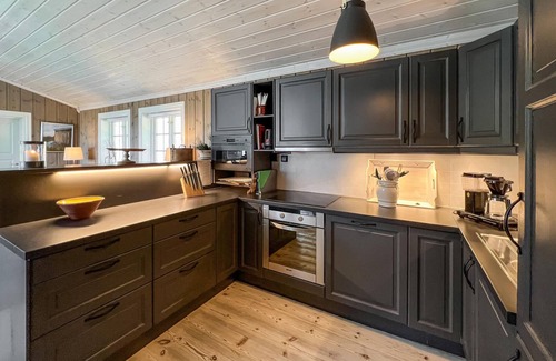 Sjusjoen House | Amazing home in Sjusjøen with sauna
