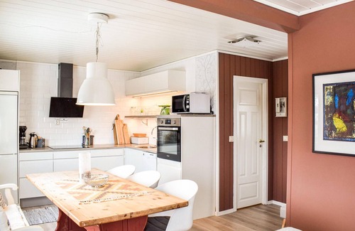 Skanevik House | Amazing home in Skånevik with WiFi