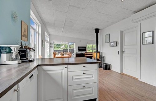 Lihme House | Amazing home in Spøttrup with WiFi