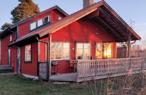 Strangnas House | Amazing home in Strängnäs with sauna